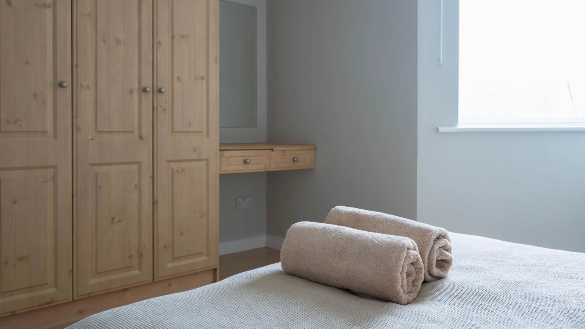 Stay By The Sea Salthill - Entire Apartment Galway