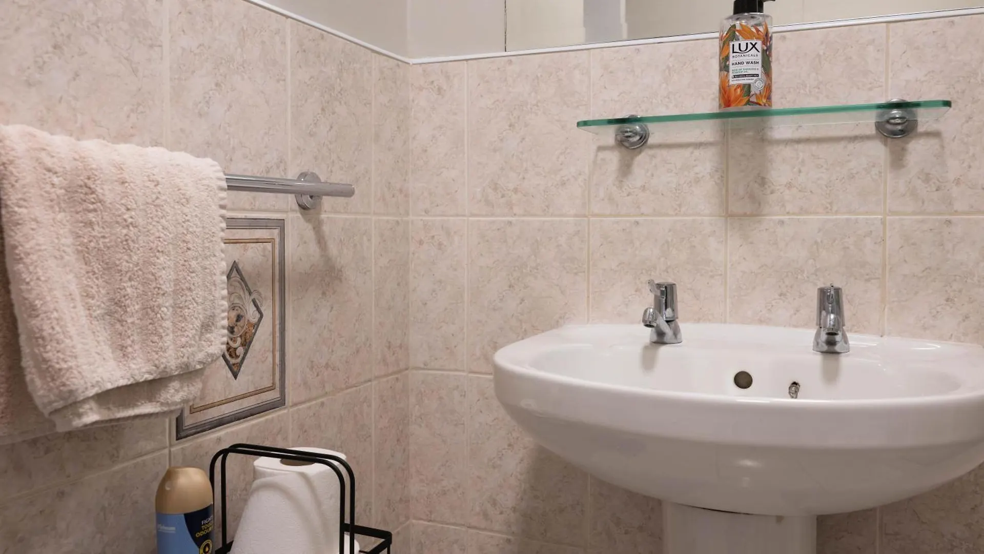Stay By The Sea Salthill - Entire Apartment Galway