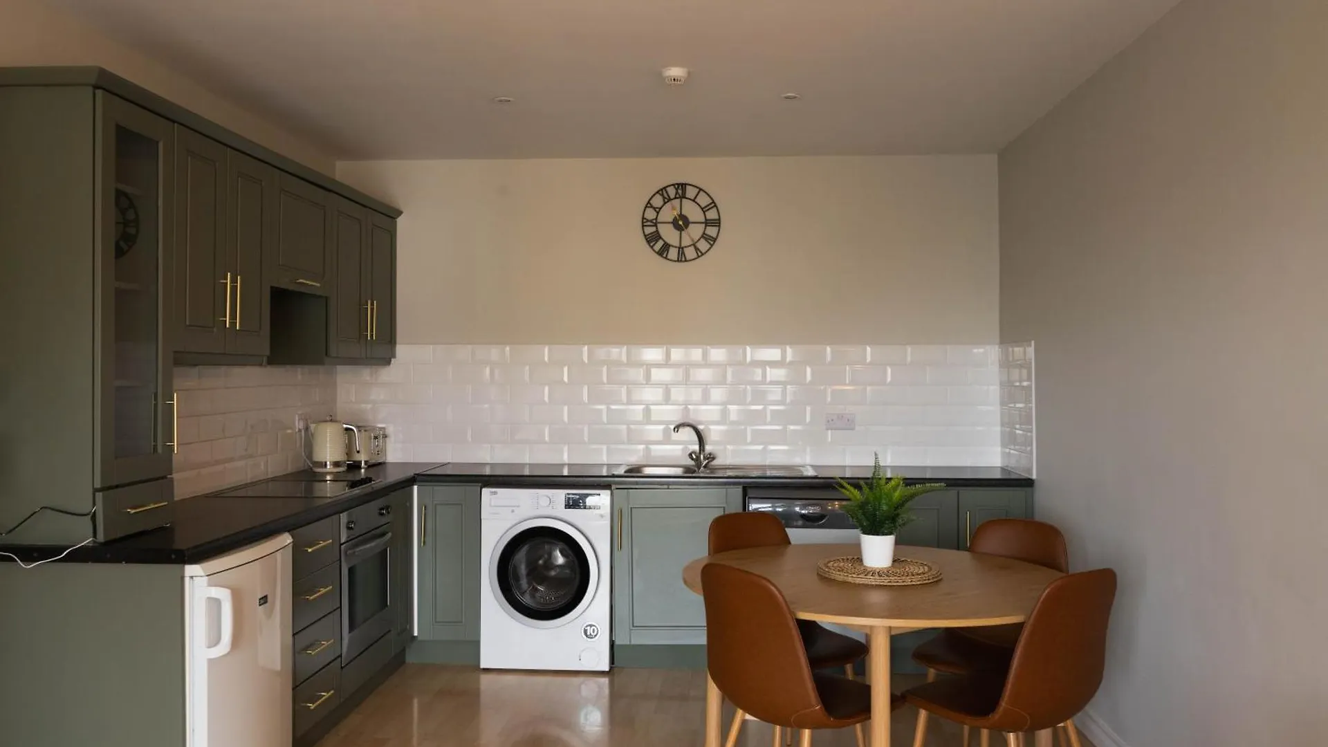 Stay By The Sea Salthill - Entire Apartment Galway 0*,